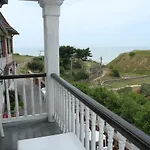 阿尔比恩皇家酒店 酒店