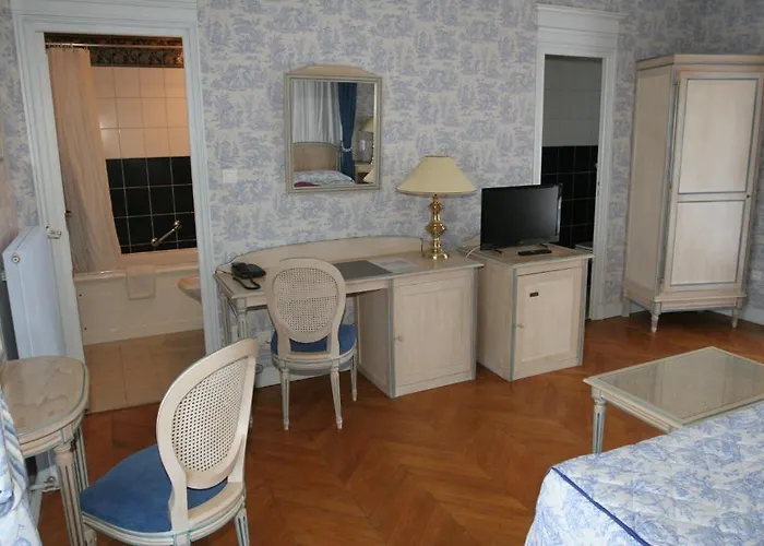 阿尔比恩皇家酒店 酒店