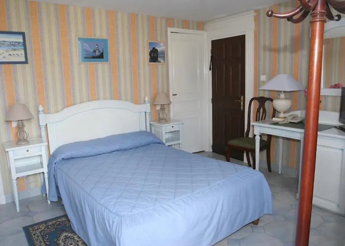 阿尔比恩皇家酒店 酒店 Mesnil-Val-Plage