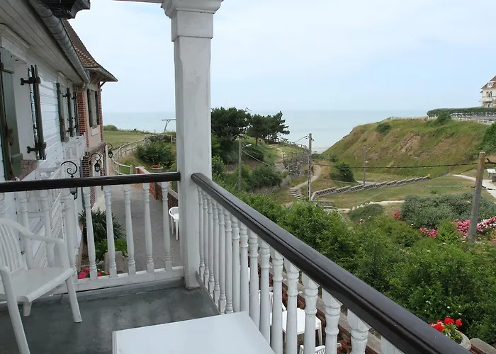 阿尔比恩皇家酒店 酒店